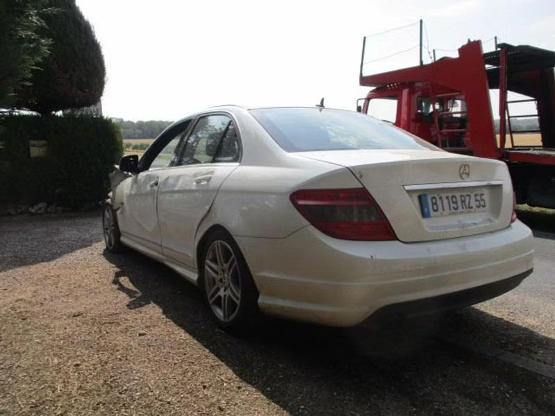 MERCEDES C220 2.2 CDI 4P — zdjęcie 4
