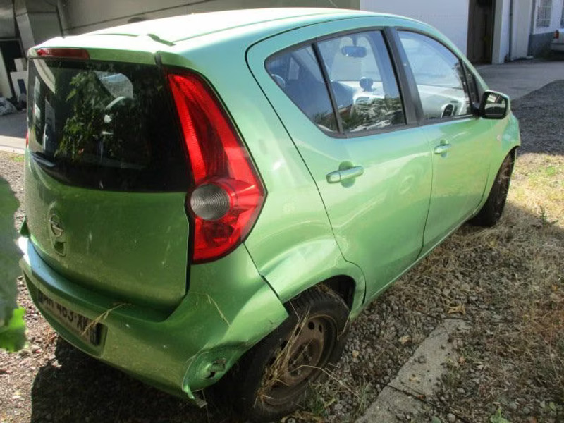 OPEL AGILA 1.2 I 5P — zdjęcie 4