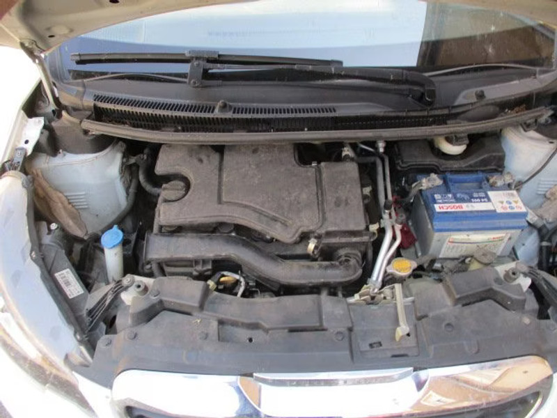PEUGEOT 108 1.0 I 5P — zdjęcie 5