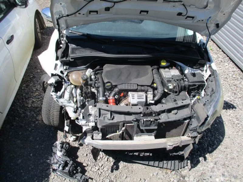 PEUGEOT 2008 1.2 I 5P — zdjęcie 5