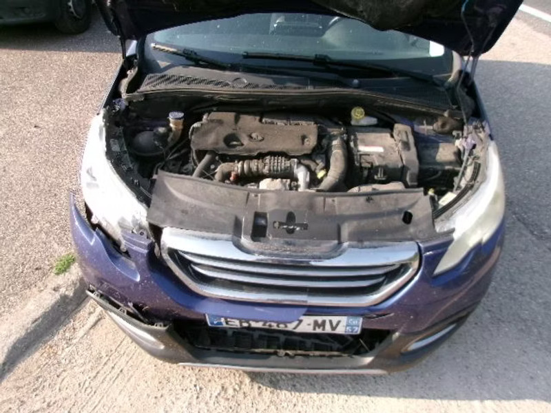 PEUGEOT 2008 1.6 HDI 5P — zdjęcie 5