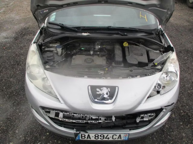 PEUGEOT 207 1.4 I 5P — zdjęcie 5