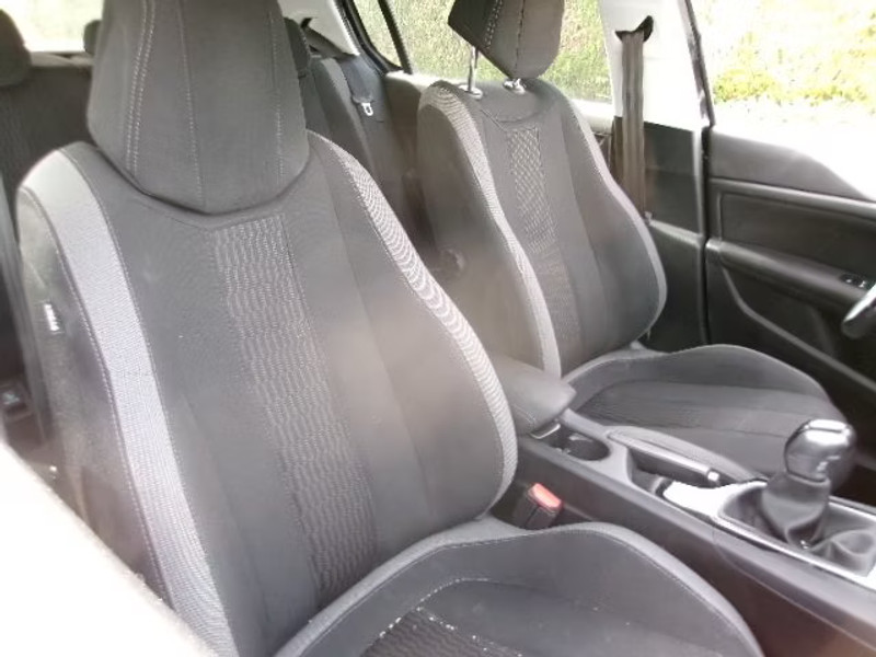 PEUGEOT 308 1.2 VTI 5P — zdjęcie 6