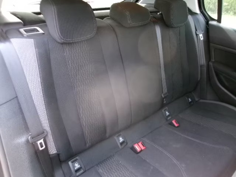 PEUGEOT 308 1.2 VTI 5P — zdjęcie 7
