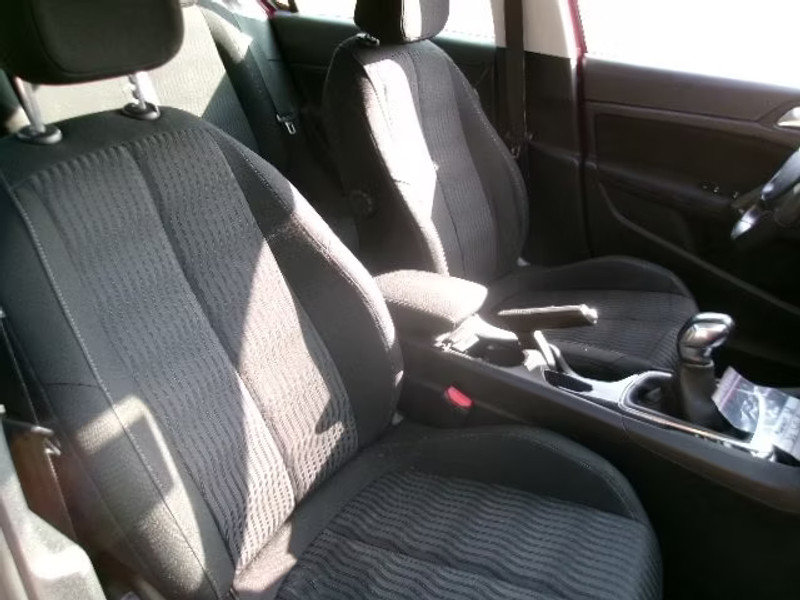PEUGEOT 308 1.6 HDI 5P — zdjęcie 7