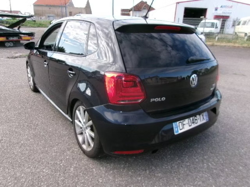 VOLKSWAGEN POLO 1.2 TSI 5P — zdjęcie 3