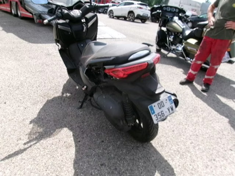 YAMAHA X MAX 125 — zdjęcie 4