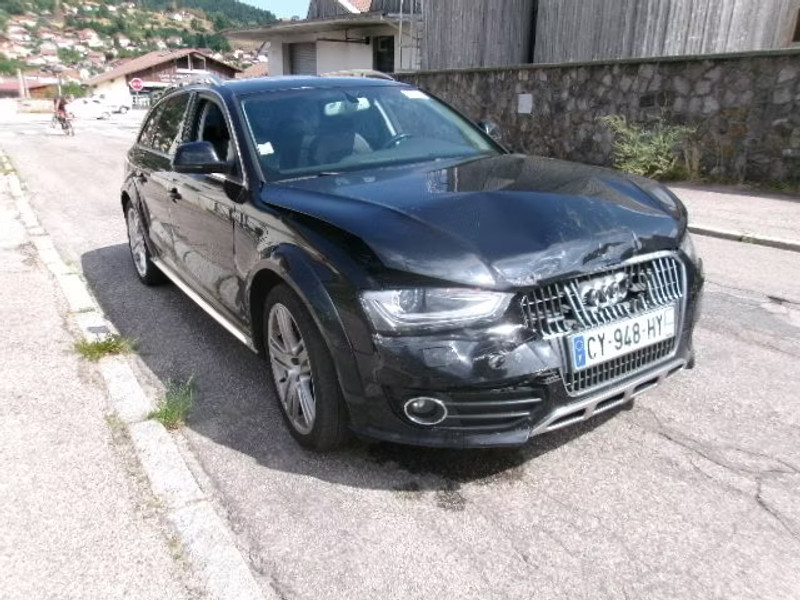 AUDI A4 ALLROAD 3.0 TDI BA 4X4 5P — zdjęcie 2