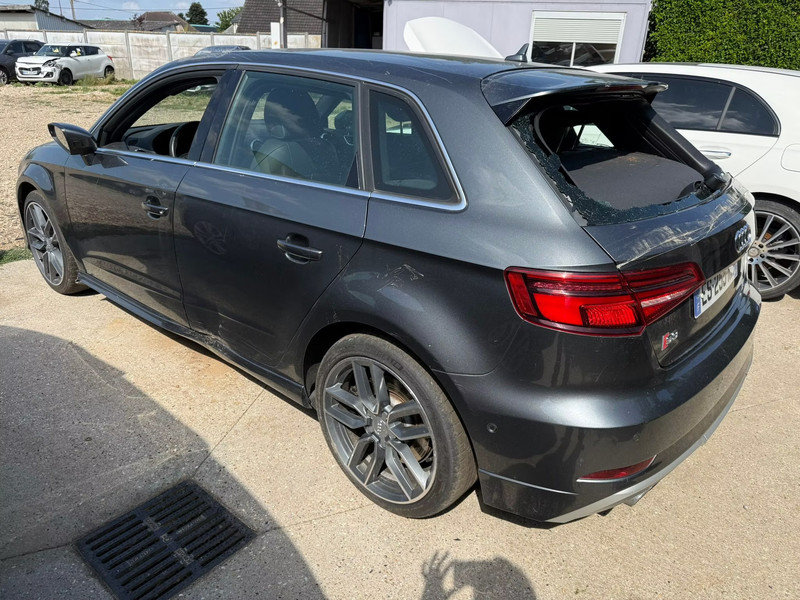 AUDI S3 SPORTBACK 2.0 TFSI 310 QUATTRO — zdjęcie 6