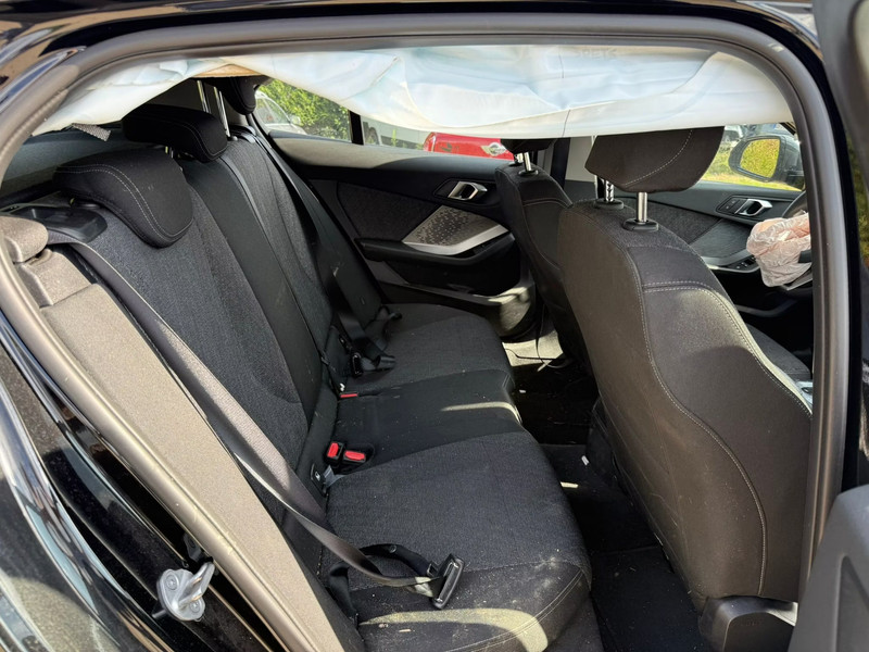 BMW 120i 1.5i 170 Mild — zdjęcie 11