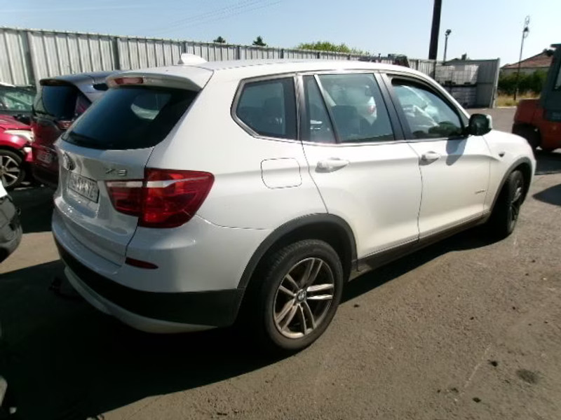 BMW X3 2.0 D BA 4X4 5P — zdjęcie 4