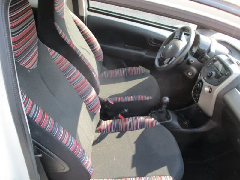 CITROEN C1 1.0 VTI 3P — zdjęcie 8