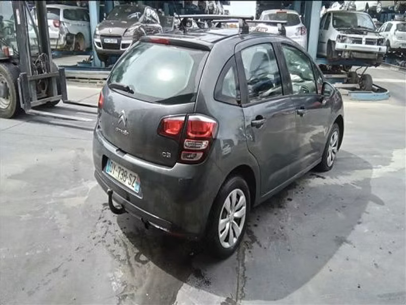 CITROEN C3 II 1.6 BLUE HDI — zdjęcie 3