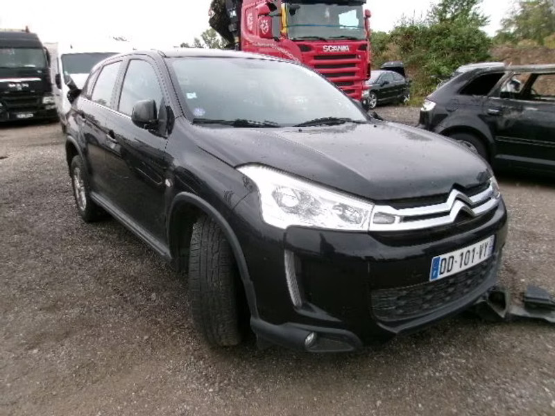 CITROEN C4 AIRCROSS 1.6 I 5P — zdjęcie 1