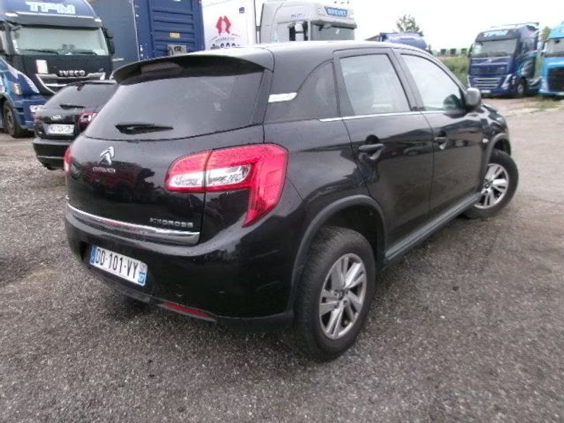 CITROEN C4 AIRCROSS 1.6 I 5P — zdjęcie 4