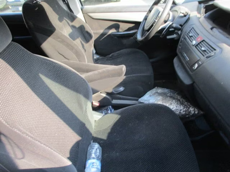 CITROEN C4 PICASSO 1.6 HDI BA 5P — zdjęcie 7