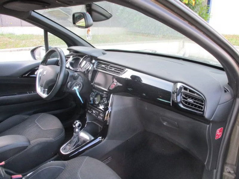 CITROEN DS3 1.6 HDI 3P — zdjęcie 6