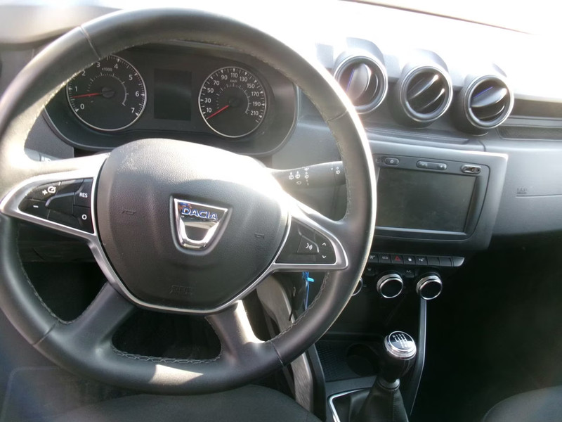 DACIA DUSTER 1.5 DCI Anniversary — zdjęcie 26