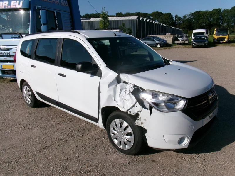 DACIA LODGY 1.5 Dci Essential 7 Seats — zdjęcie 3