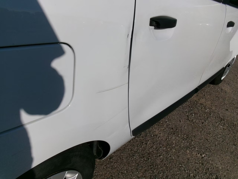 DACIA LODGY 1.5 Dci Essential 7 Seats — zdjęcie 31