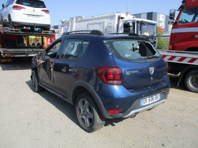 DACIA SANDERO STEPWAY 0.9 I 5P — zdjęcie 3