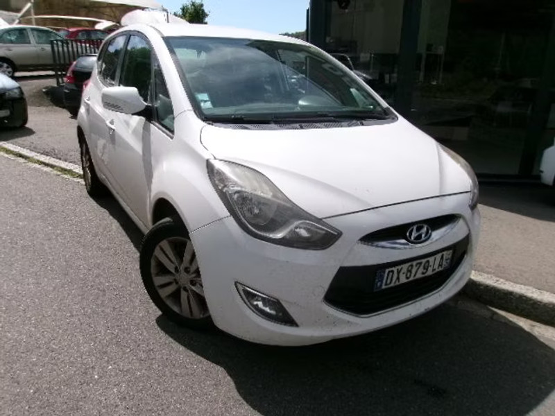 HYUNDAI IX20 1.6 I BA 5P — zdjęcie 1