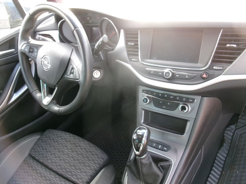 OPEL ASTRA 1.5 D Innovation 5 Drs HB — zdjęcie 20