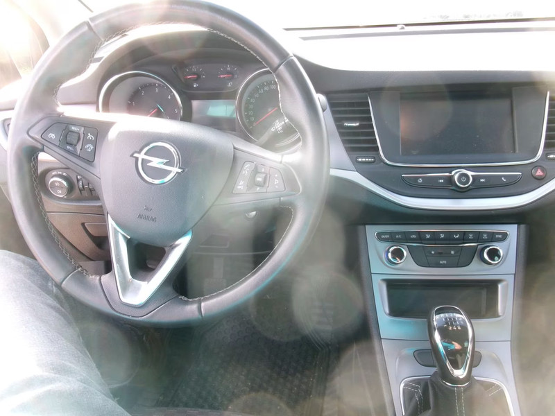 OPEL ASTRA 1.5 D Innovation 5 Drs HB — zdjęcie 21