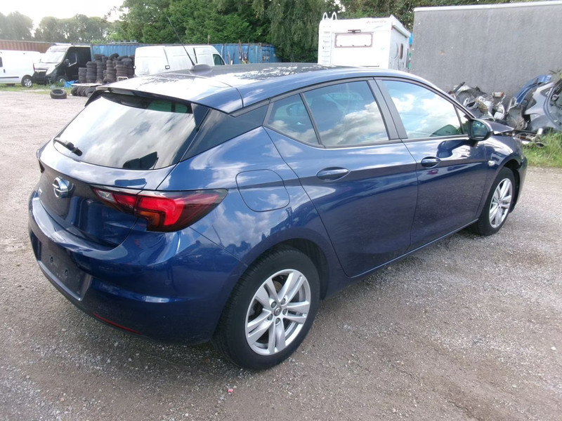 OPEL ASTRA 1.5 D Innovation 5 Drs HB — zdjęcie 4