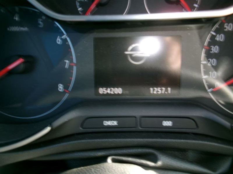 OPEL CROSSLAND 1.2 Innovation — zdjęcie 26