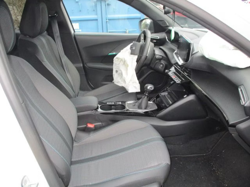 PEUGEOT 2008 1.2 I 5P — zdjęcie 7