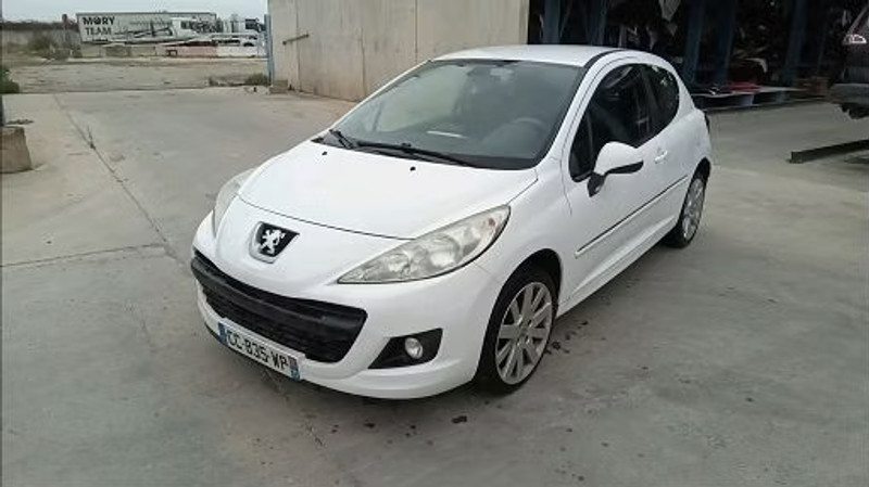 PEUGEOT 207 1.4 HDI FAP — zdjęcie 1