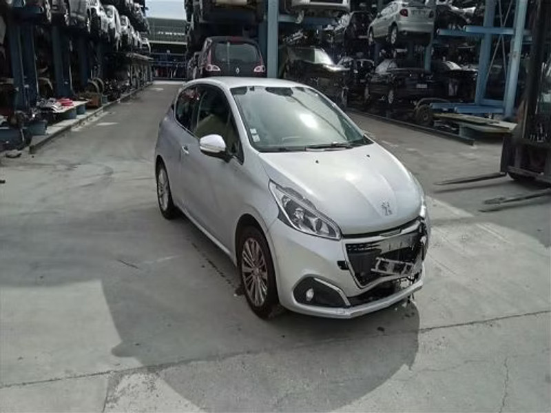 PEUGEOT 208 1.2I PURETECH 12V — zdjęcie 2
