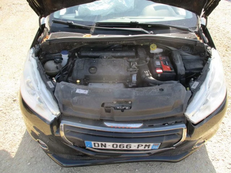 PEUGEOT 208 1.6 VTI BA 5P — zdjęcie 5