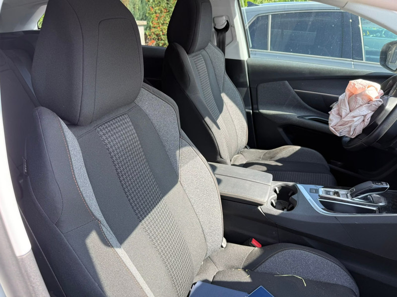 PEUGEOT 3008 1.5 BLUE 130 S&S — zdjęcie 10