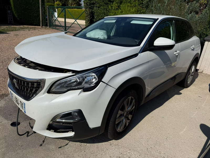 PEUGEOT 3008 1.5 BLUE 130 S&S — zdjęcie 3