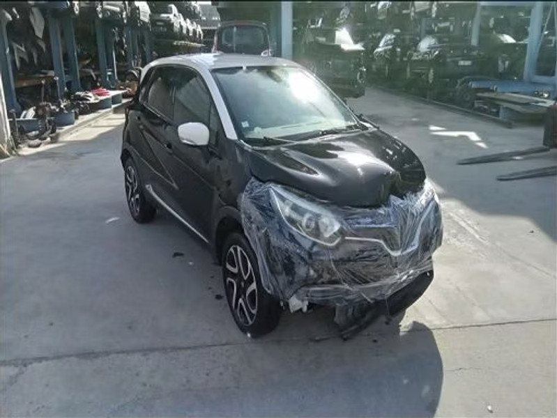 RENAULT CAPTUR 1.5 ENERGY DCI — zdjęcie 2