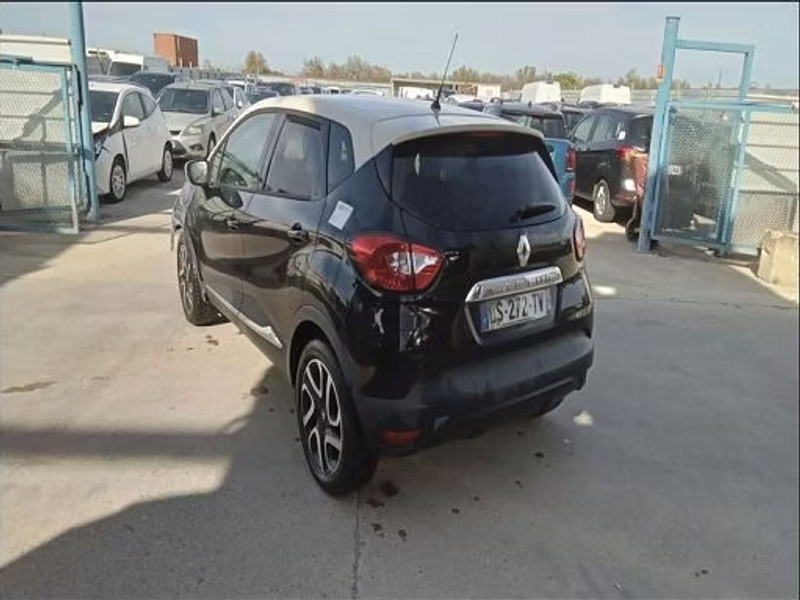 RENAULT CAPTUR 1.5 ENERGY DCI — zdjęcie 4