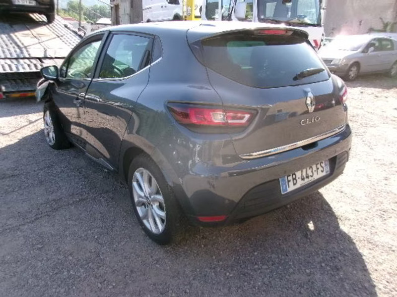 RENAULT CLIO 0.9 I 5P — zdjęcie 3