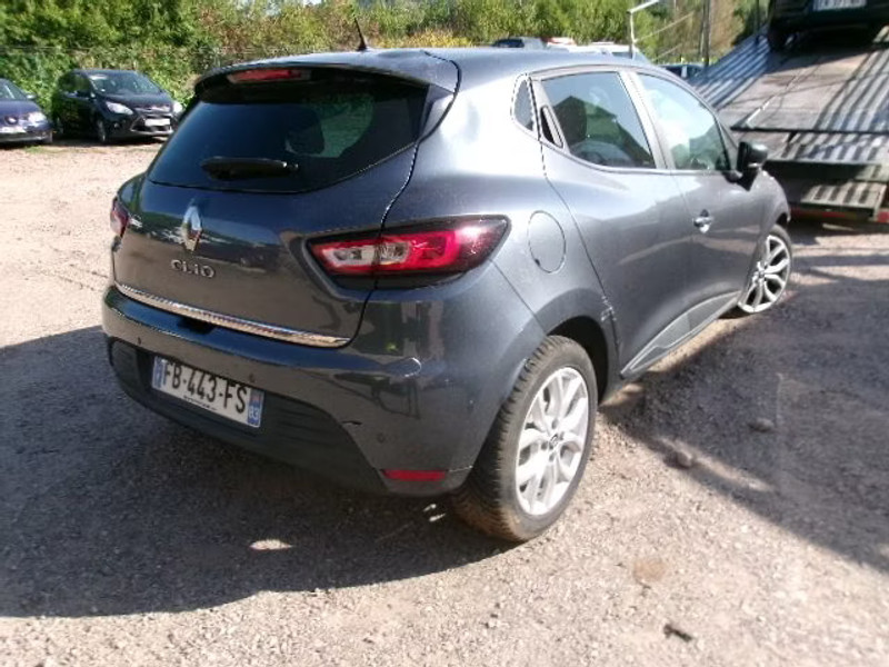 RENAULT CLIO 0.9 I 5P — zdjęcie 4