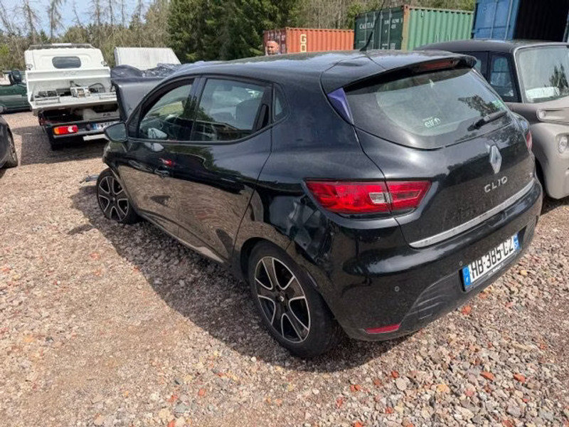 RENAULT CLIO 0.9 TCE 5P — zdjęcie 4