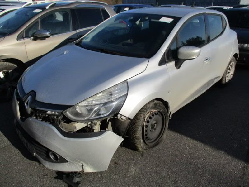 RENAULT CLIO 1.5 DCI 5P — zdjęcie 2