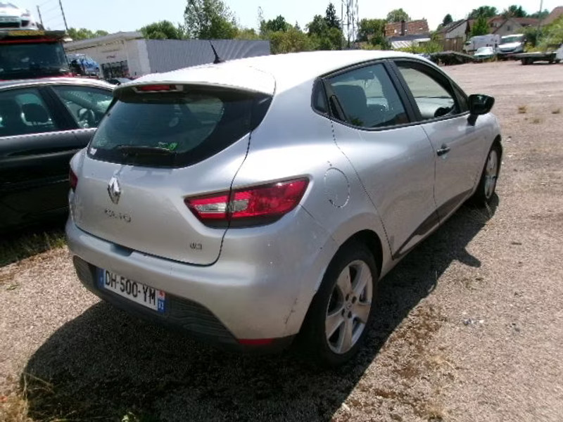 RENAULT CLIO SOCIETE 1.5 DCI 5P — zdjęcie 4