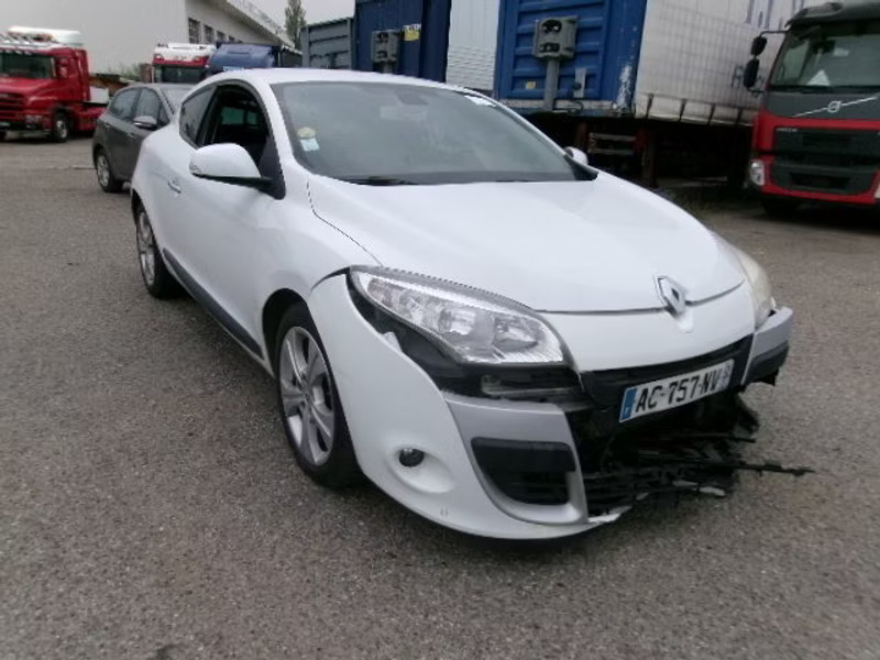 RENAULT MEGANE COUPE 1.9 DCI 3P — zdjęcie 1