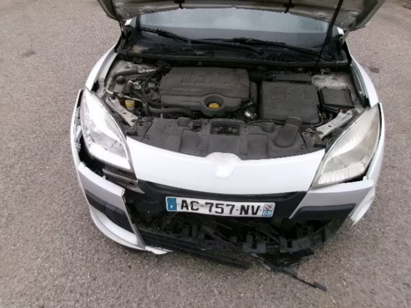 RENAULT MEGANE COUPE 1.9 DCI 3P — zdjęcie 5