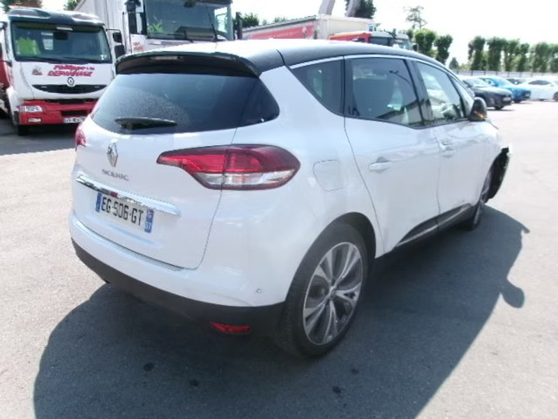 RENAULT SCENIC 1.6 DCI 5P — zdjęcie 4