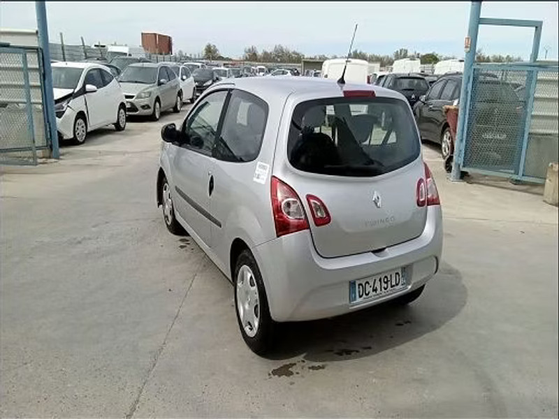 RENAULT TWINGO II 1.2I 16V LEV - 75 — zdjęcie 4