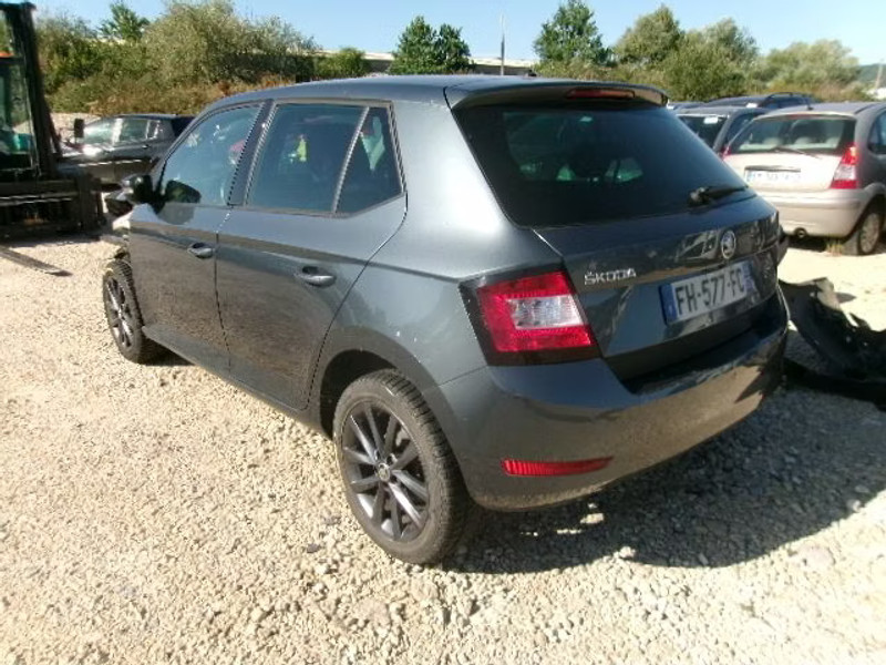 SKODA FABIA 1.0 I 5P — zdjęcie 3