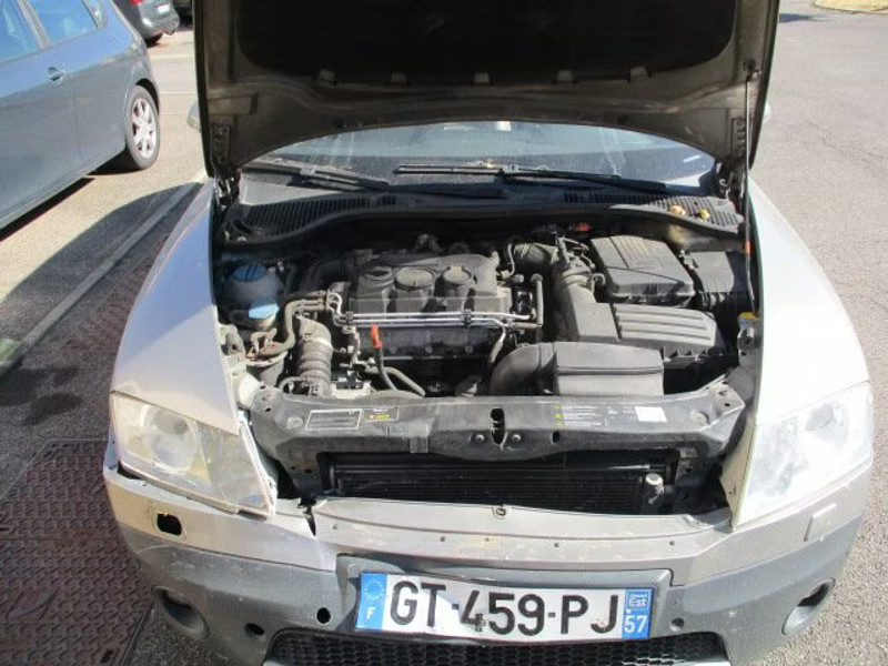 SKODA OCTAVIA SCOUT 2.0 TDI 4X4 5P — zdjęcie 5