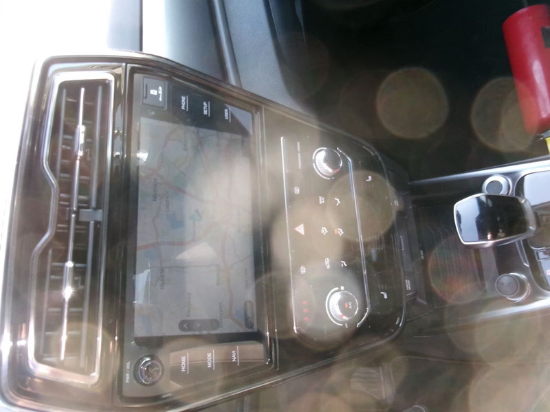 SSANG YONG TIVOLI 1.5 Comfort - Automatic — zdjęcie 23